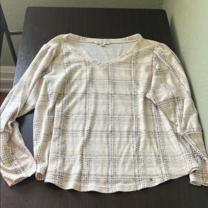 Zac & Rachel 1X Plaid V-Neck Women's Top